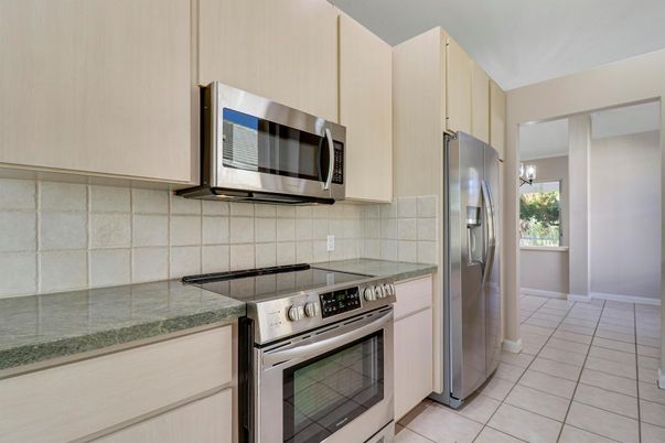 Interior, Kitchen, Stainless Steel Appliances