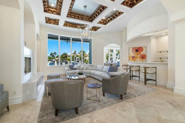 Fireplace, Interior, Living room, Pendant Lights, Recessed Lighting