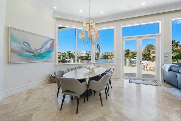 Chandelier, Dining room, Interior, Recessed Lighting