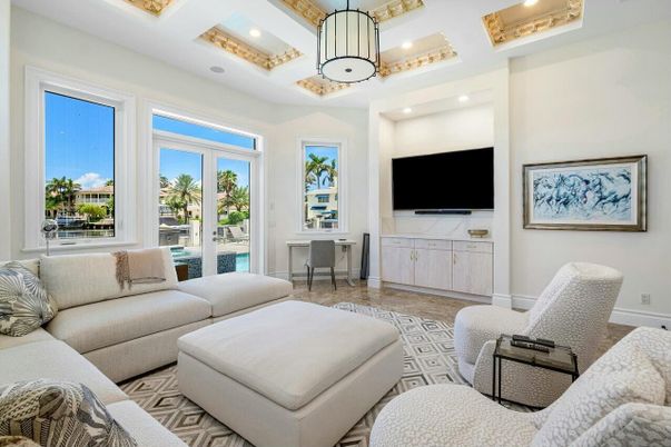 Interior, Living room, Pendant Lights, Recessed Lighting