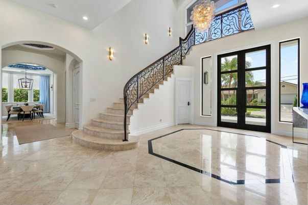 Chandelier, Dining room, Interior, Recessed Lighting