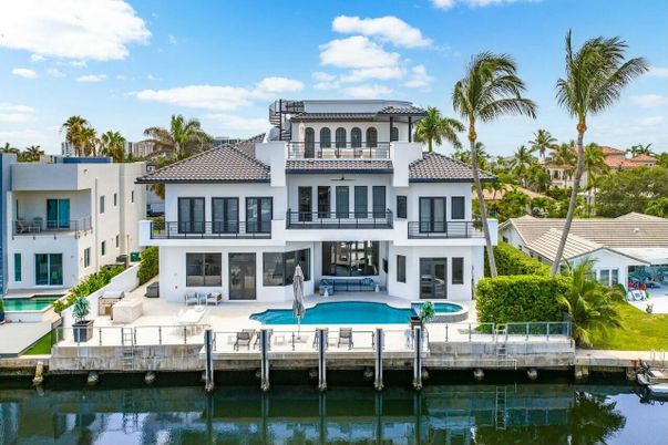 Exterior, Facade, Lake, Pool, Mediterranean