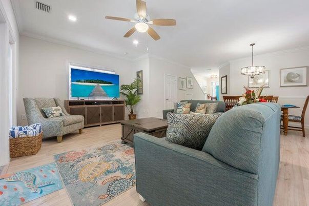 Chandelier, Dining room, Interior, Living room, Recessed Lighting, Wood Texture Flooring