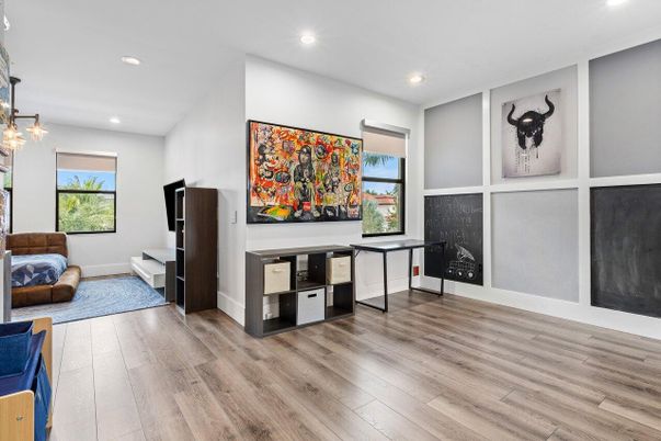 Interior, Pendant Lights, Recessed Lighting, Wood Texture Flooring