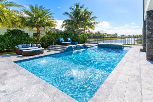 Exterior, Pool, Water