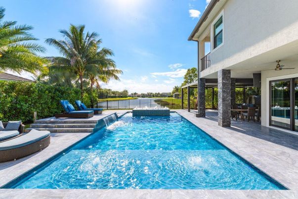 Exterior, Pool, Water
