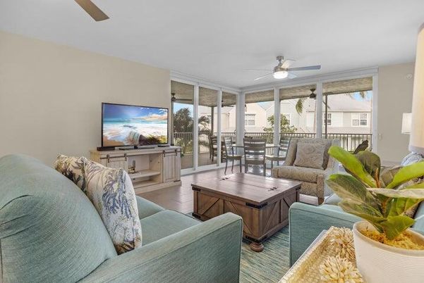Interior, Living room, Sun Room, Wood Texture Flooring