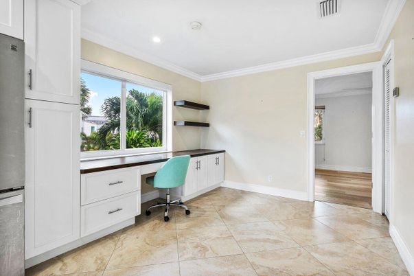 Home Office, Interior, Recessed Lighting