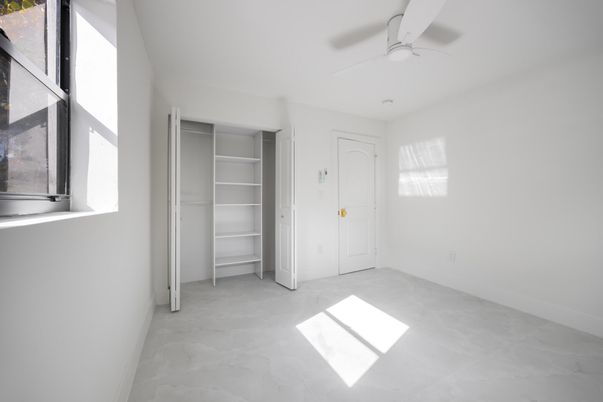 Empty room, Interior, Marble