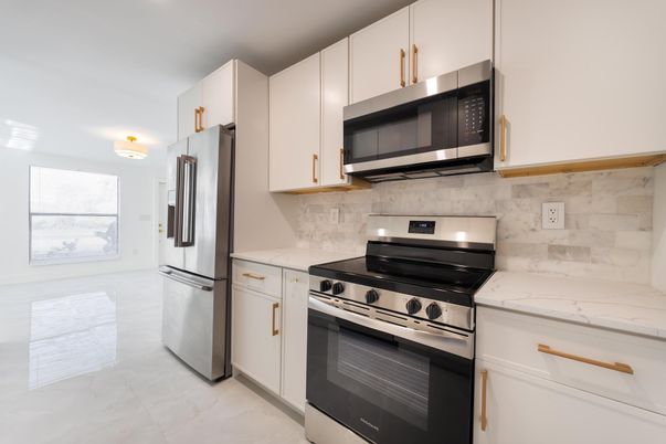 Interior, Kitchen, Stainless Steel Appliances
