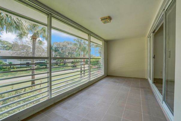 Empty room, Interior, Sun Room