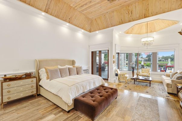 Bedroom, Interior, Pendant Lights, Recessed Lighting, Wooden Ceilings, Wood Texture Flooring