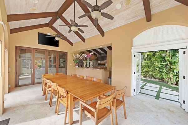 Dining room, Interior, Wooden Beams