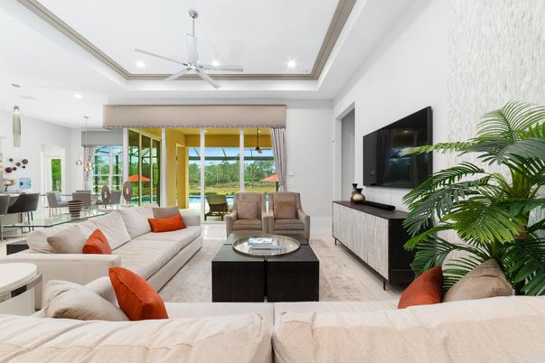 Dining room, Interior, Living room, Pendant Lights, Recessed Lighting