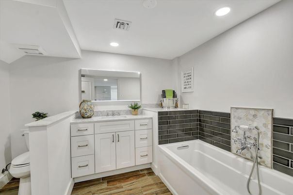 Bathroom, Interior, Recessed Lighting, Wood Texture Flooring