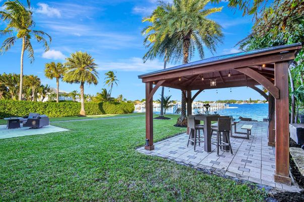 Backyard, Exterior, Lake, Water