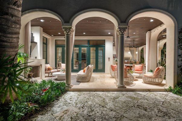 Exterior, Recessed Lighting