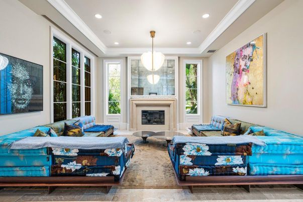 Fireplace, Interior, Living room, Pendant Lights, Recessed Lighting