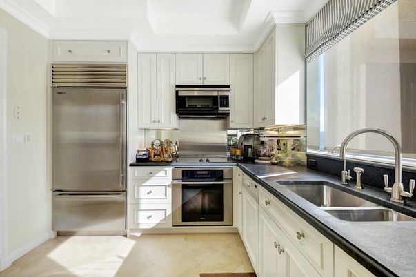 Interior, Kitchen, Stainless Steel Appliances