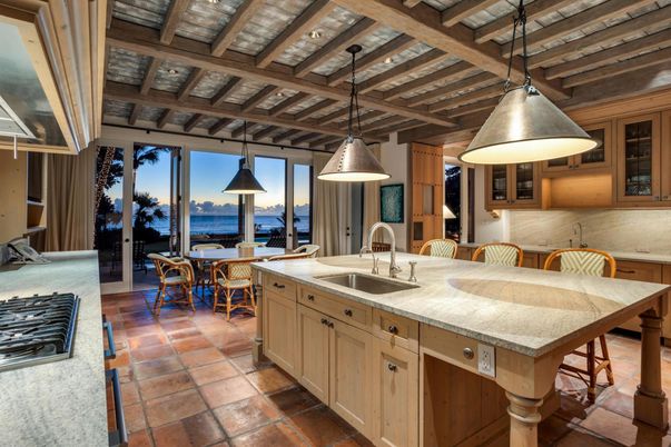 Dining room, Interior, Kitchen, Pendant Lights, Water, Wooden Beams, Wooden Ceilings