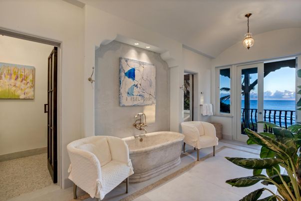 Bathroom, Interior, Pendant Lights, Recessed Lighting, Water