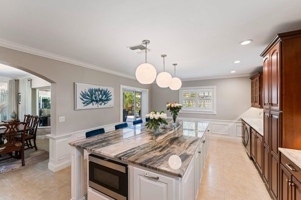 Dining room, Interior, Kitchen, Pendant Lights, Recessed Lighting