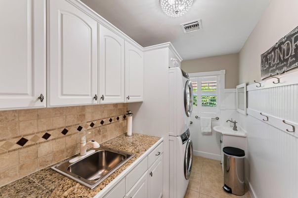 Interior, Washer