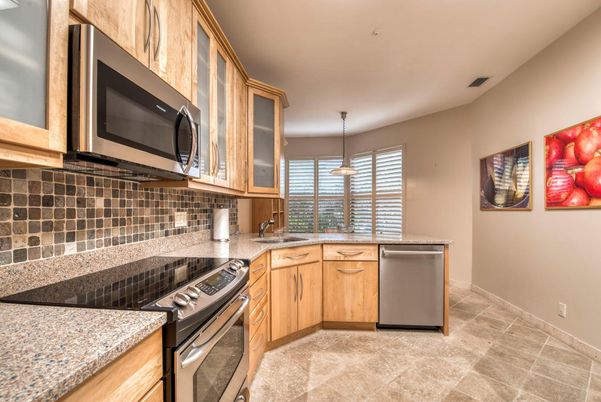 Interior, Kitchen, Pendant Lights, Stainless Steel Appliances