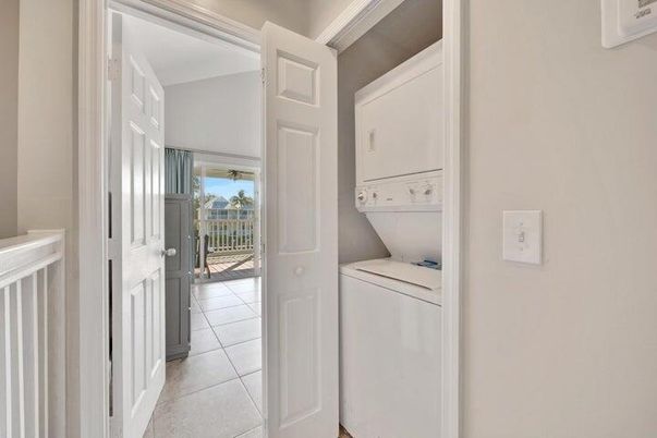 Interior, Utility Closets, Washer