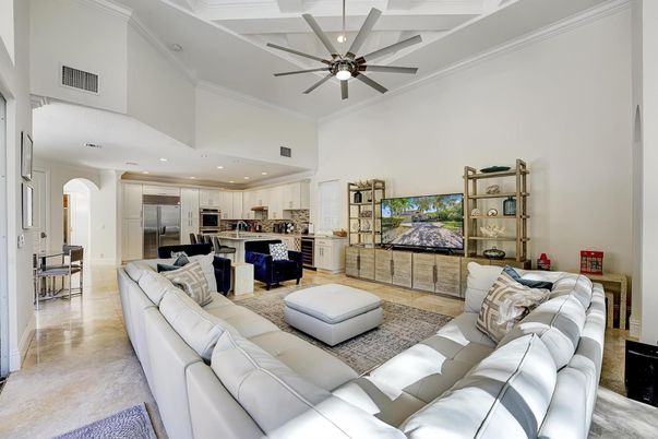 Interior, Kitchen, Living room, Recessed Lighting, Stainless Steel Appliances