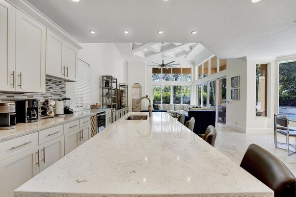 Interior, Kitchen, Living room, Recessed Lighting, Stainless Steel Appliances
