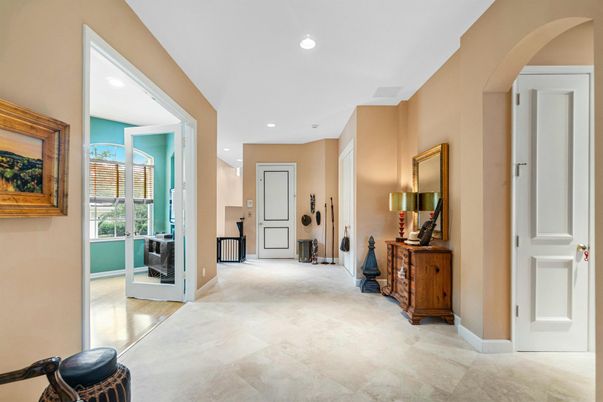 Interior, Recessed Lighting