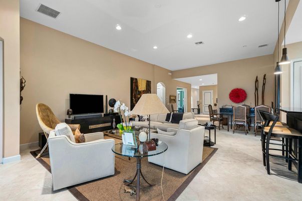 Dining room, Interior, Living room, Recessed Lighting