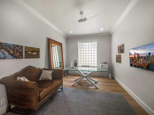 Home Office, Interior, Recessed Lighting, Wood Texture Flooring