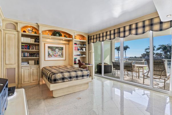 Bedroom, Interior, Water