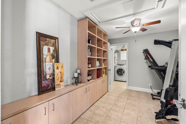 Interior, Washer