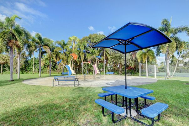 Backyard, Exterior, Playground
