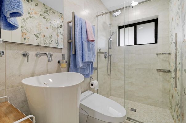 Bathroom, Free Standing Baths, Glass Shower, Interior, Recessed Lighting