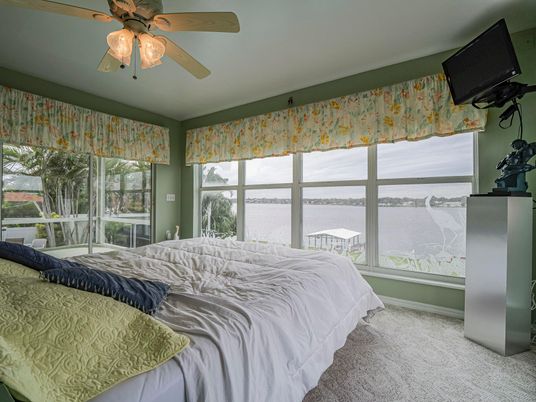 Bedroom, Interior, Water