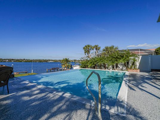 Exterior, Lake, Pool