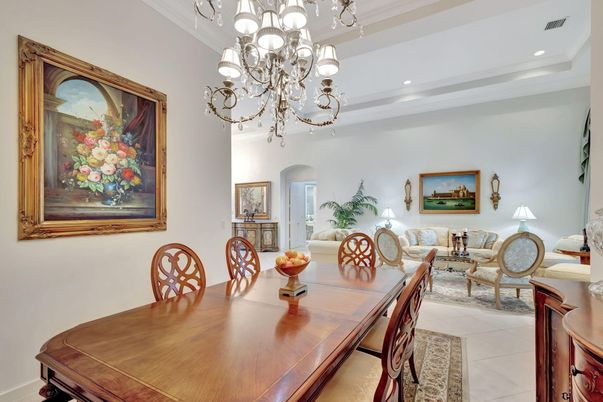 Chandelier, Dining room, Interior, Living room, Recessed Lighting
