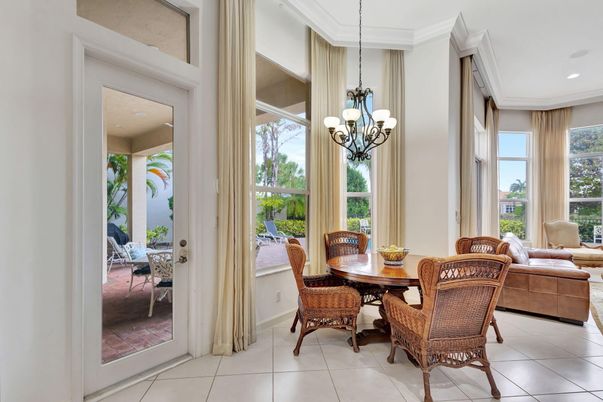 Chandelier, Dining room, Interior, Recessed Lighting