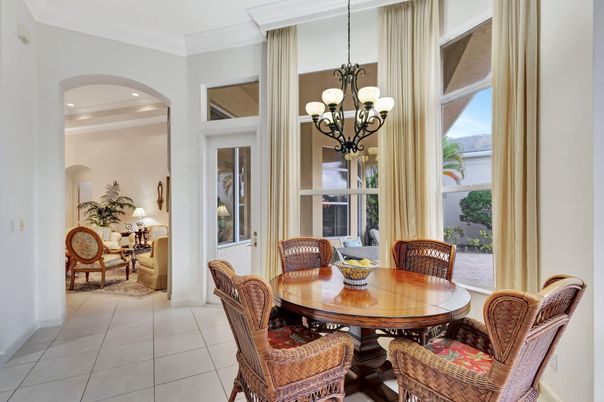 Chandelier, Dining room, Interior, Recessed Lighting