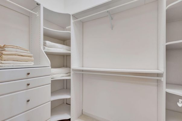 Interior, Walk-in Closets
