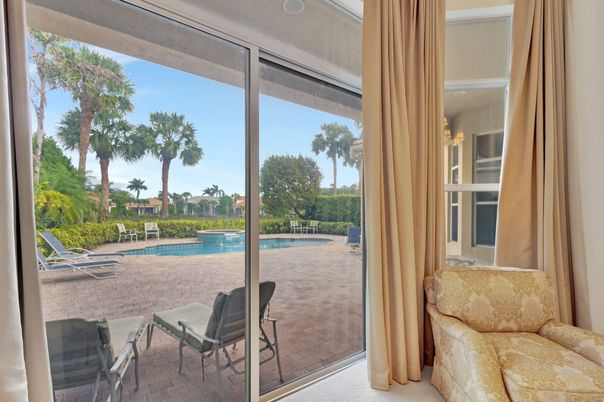 Interior, Pool, Sun Room