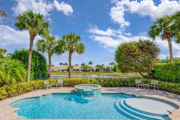 Exterior, Pool, Water