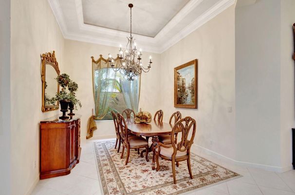 Chandelier, Dining room, Interior