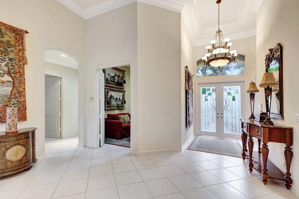 Chandelier, Interior, Recessed Lighting