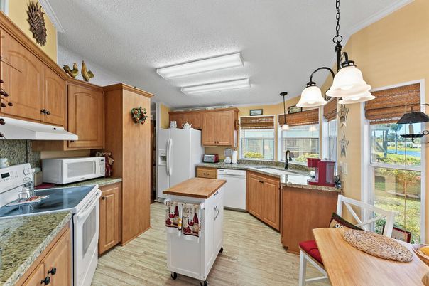 Interior, Kitchen, Pendant Lights, Wood Texture Flooring