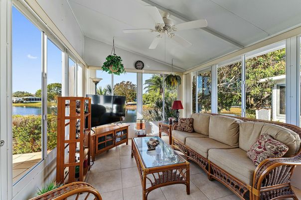 Interior, Living room, Sun Room, Water